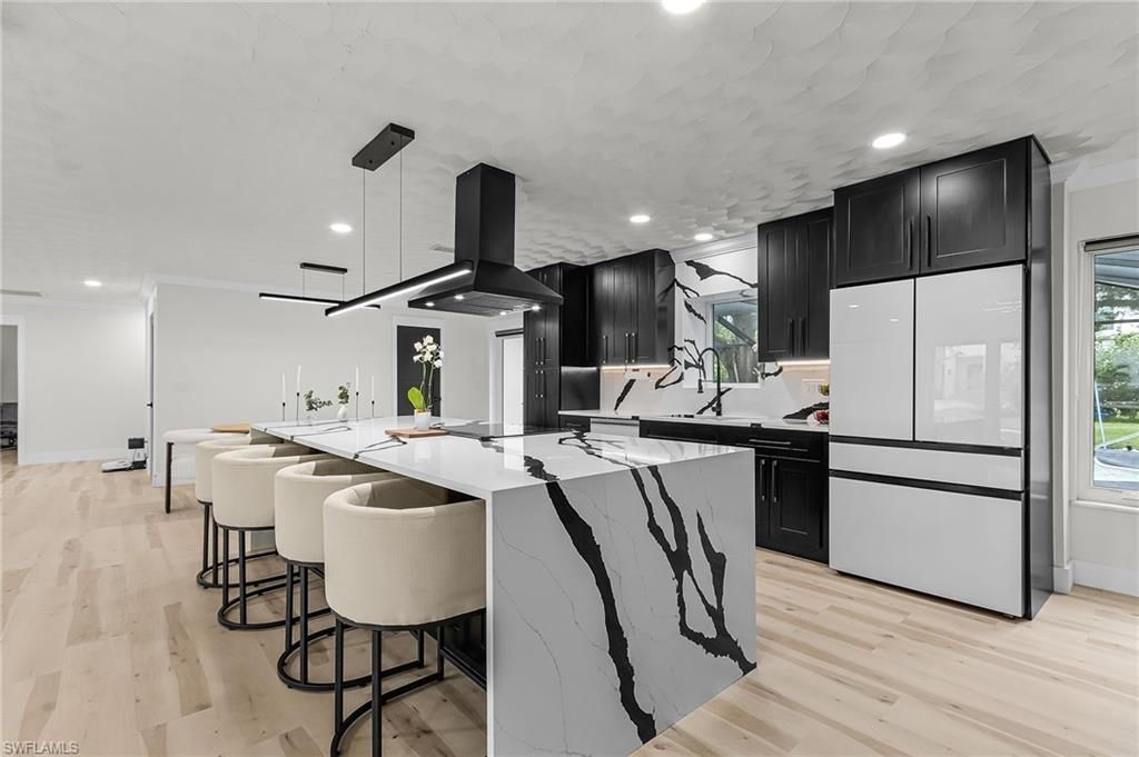 3931 W Riverside Dr, Fort Myers, FL 33901 Photo