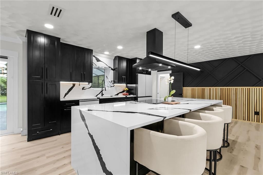 3931 W Riverside Dr, Fort Myers, FL 33901 Photo