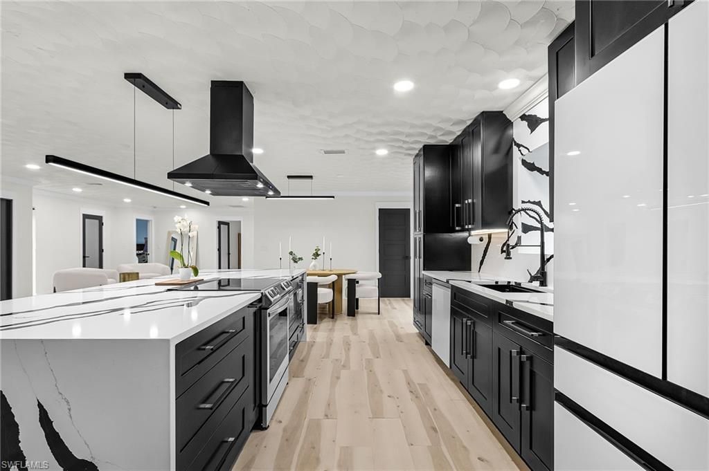 3931 W Riverside Dr, Fort Myers, FL 33901 Photo