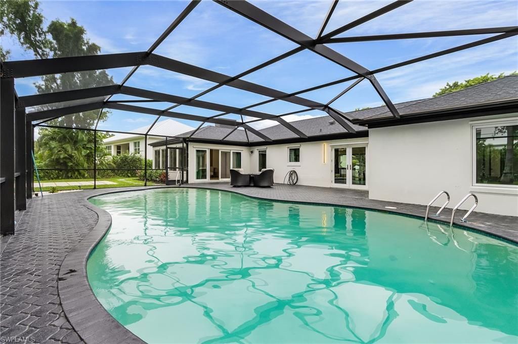 3931 W Riverside Dr, Fort Myers, FL 33901 Photo