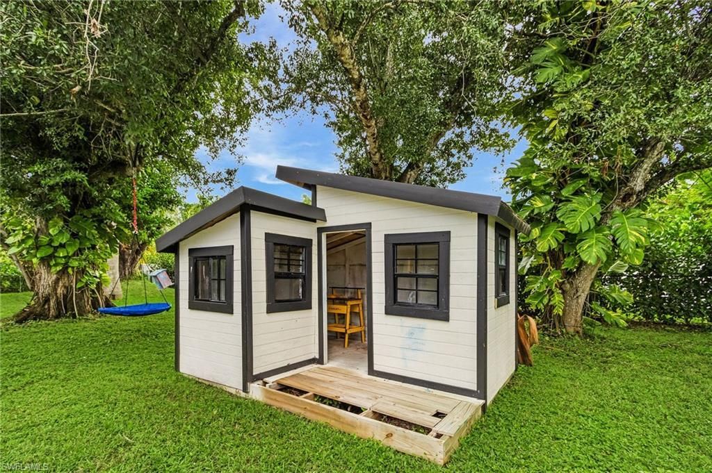 3931 W Riverside Dr, Fort Myers, FL 33901 Photo