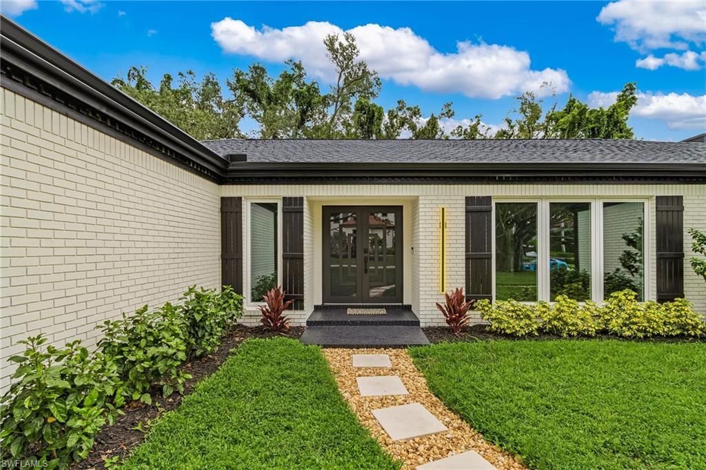 3931 W Riverside Dr, Fort Myers, FL 33901 Photo