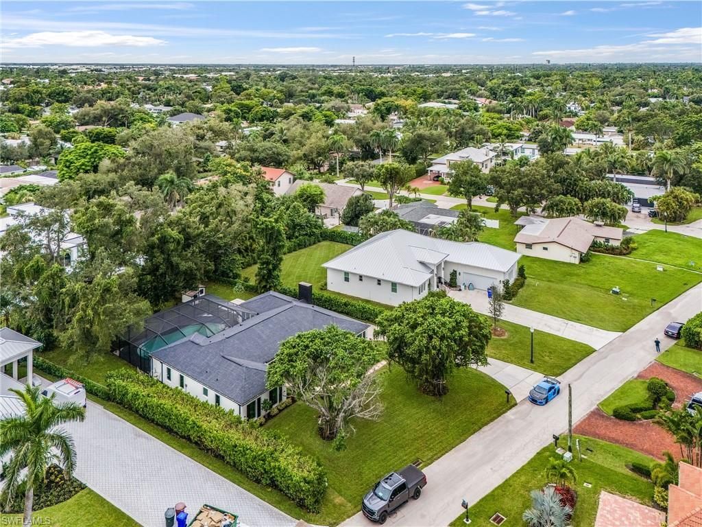 3931 W Riverside Dr, Fort Myers, FL 33901 Photo