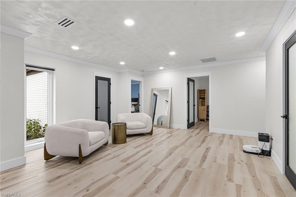 3931 W Riverside Dr, Fort Myers, FL 33901 Photo