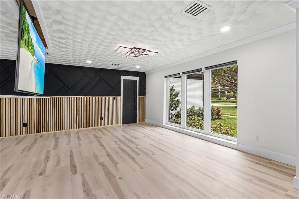 3931 W Riverside Dr, Fort Myers, FL 33901 Photo