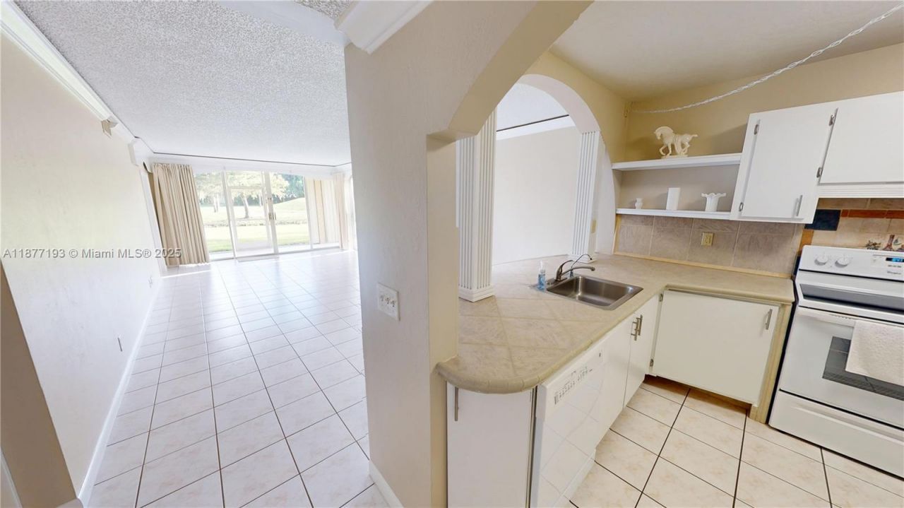 7598 NW 86th Ter, Unit 103, Tamarac, FL 33321 Photo