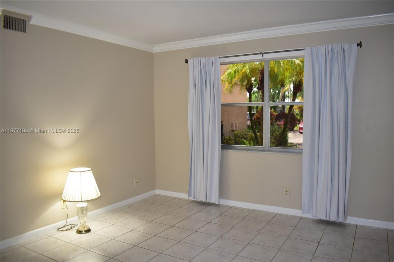 7598 NW 86th Ter, Unit 103, Tamarac, FL 33321 Photo