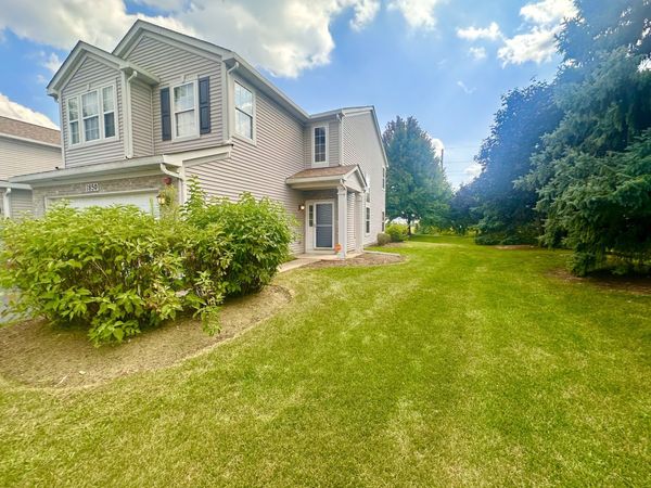 1850 Candlelight Circle, Montgomery, IL 60538