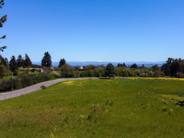 2192 Perch Dr NW, Salem, OR 97304