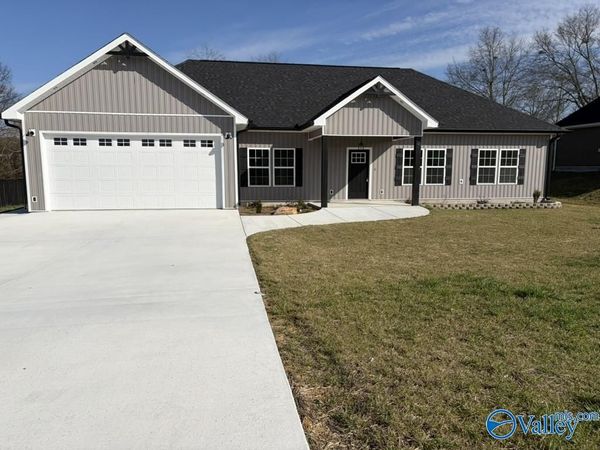 146 Carrington Lane, Albertville, AL 35950