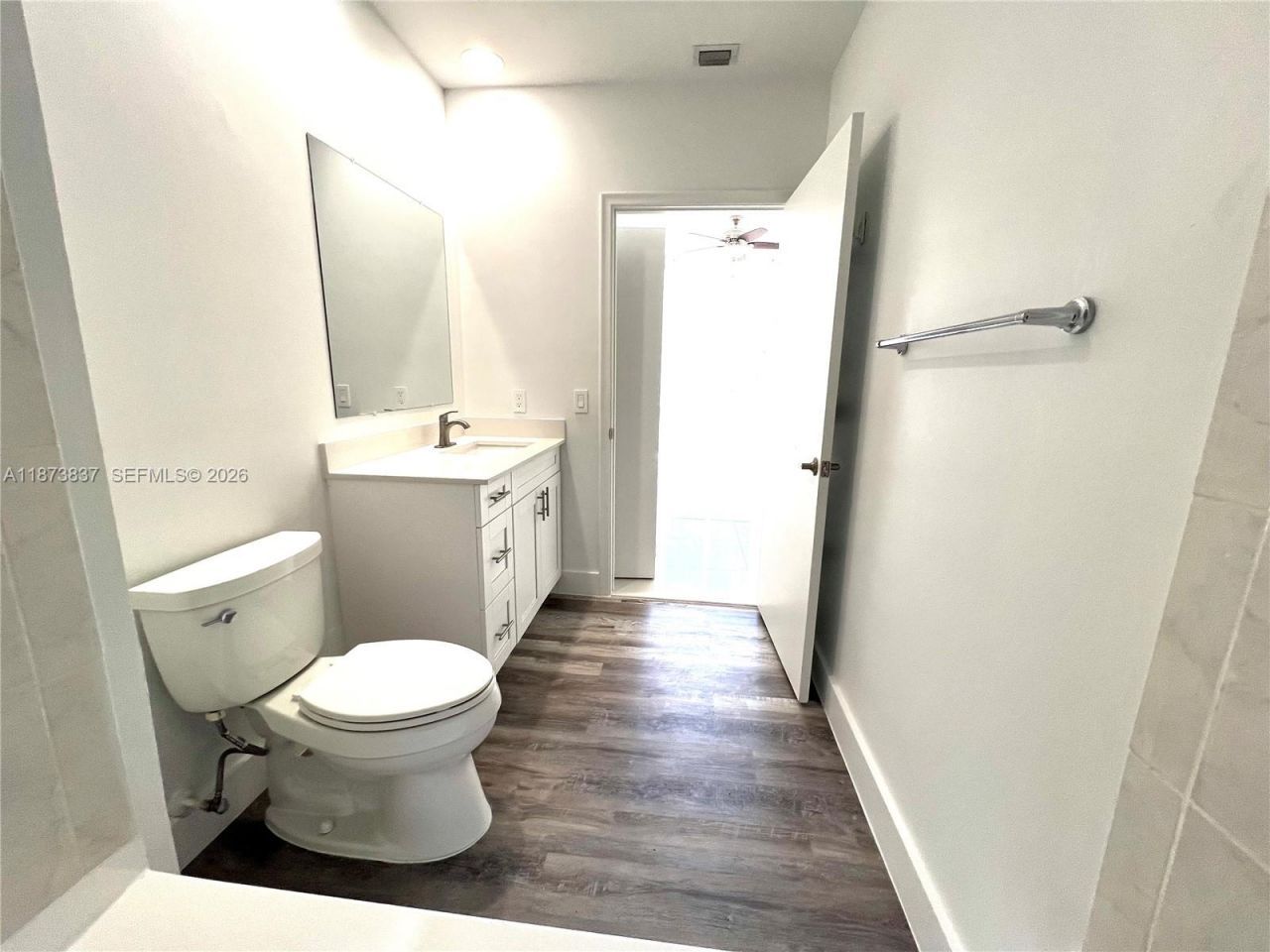 2775 NE 187th St, Unit PH24, Aventura, FL 33180 Photo