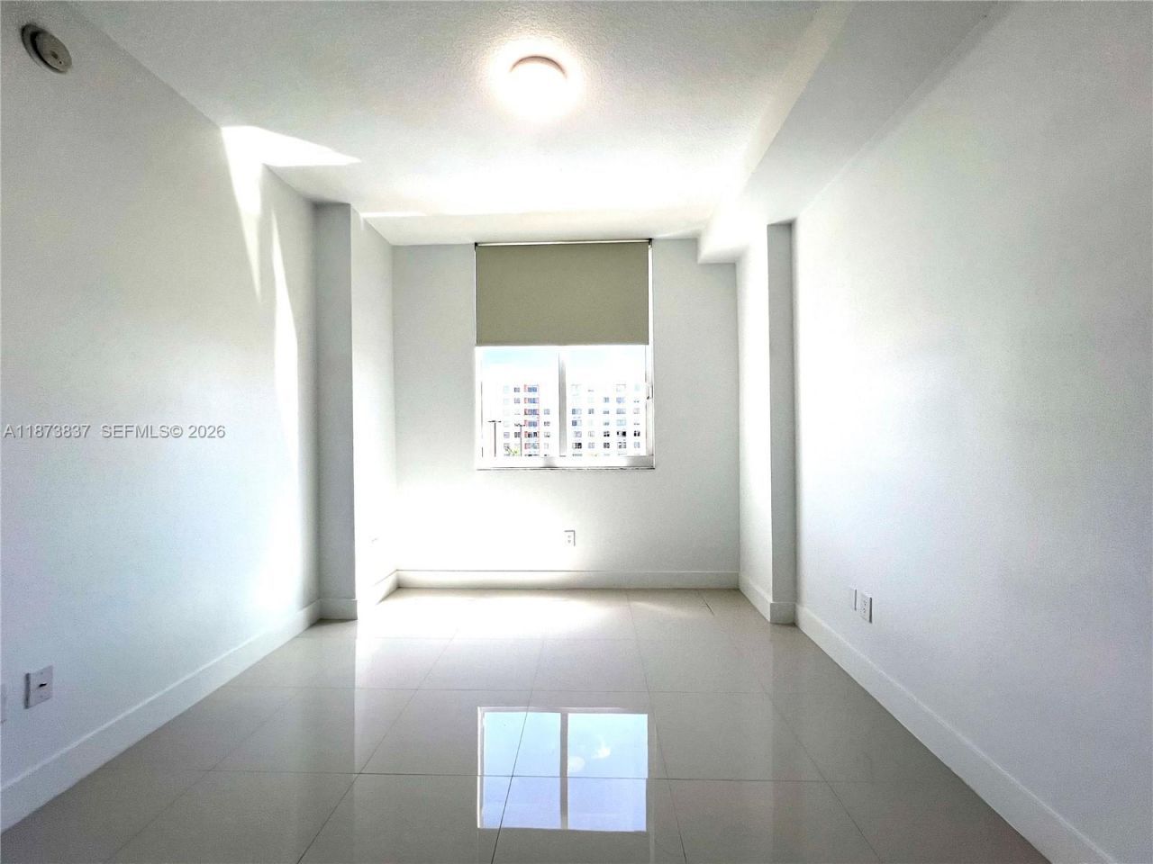 2775 NE 187th St, Unit PH24, Aventura, FL 33180 Photo