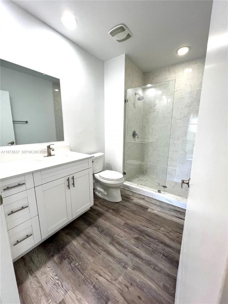 2775 NE 187th St, Unit PH24, Aventura, FL 33180 Photo