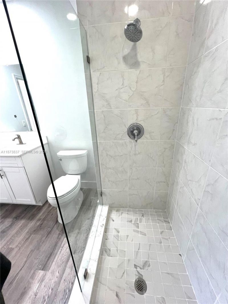 2775 NE 187th St, Unit PH24, Aventura, FL 33180 Photo