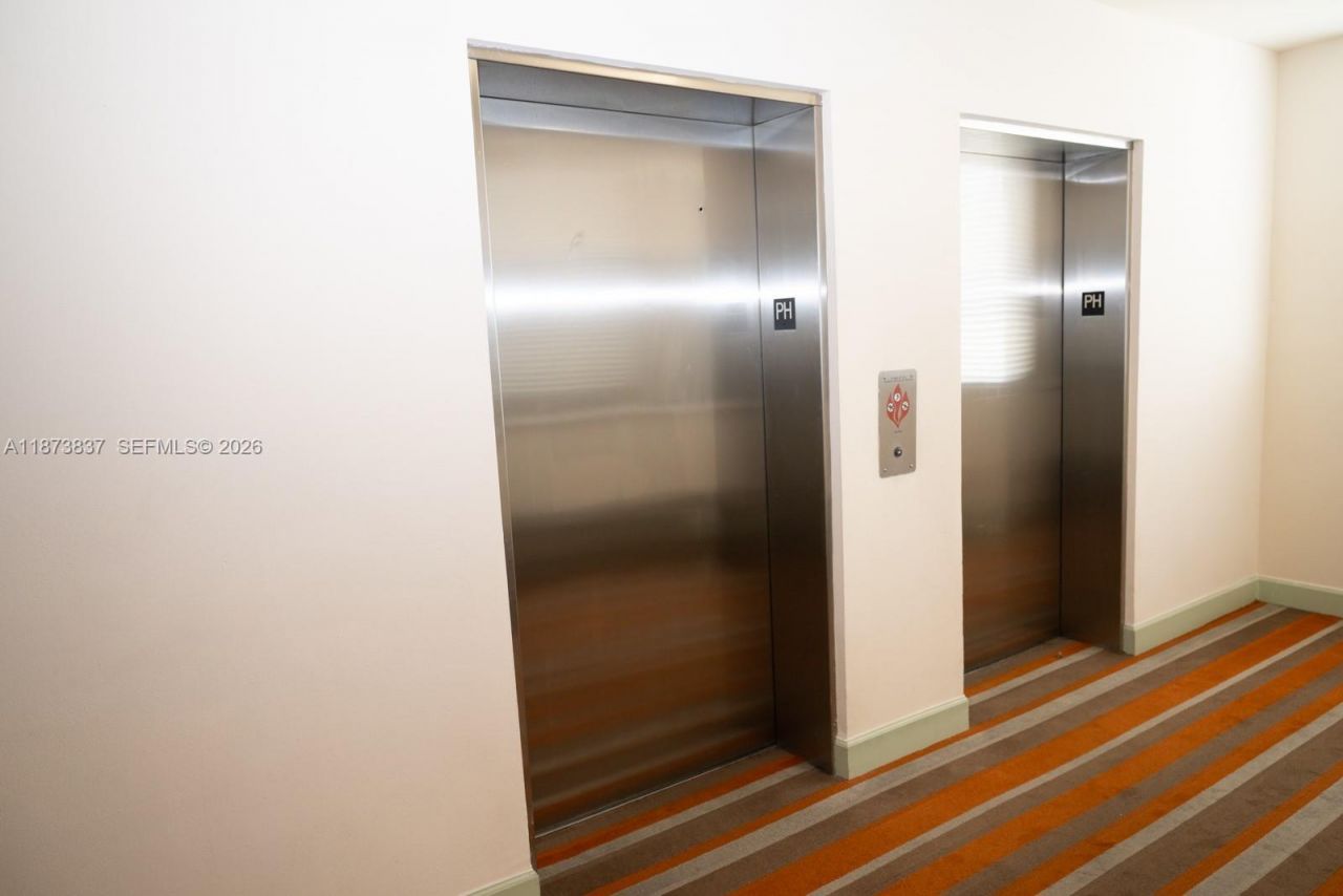 2775 NE 187th St, Unit PH24, Aventura, FL 33180 Photo