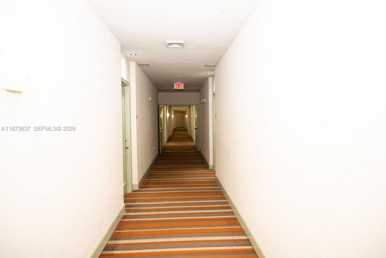 2775 NE 187th St, Unit PH24, Aventura, FL 33180 Photo