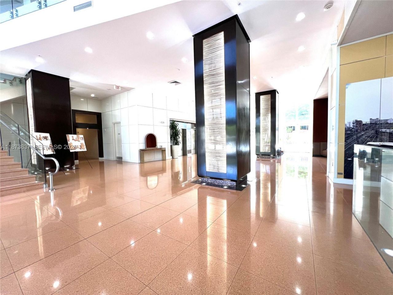 2775 NE 187th St, Unit PH24, Aventura, FL 33180 Photo