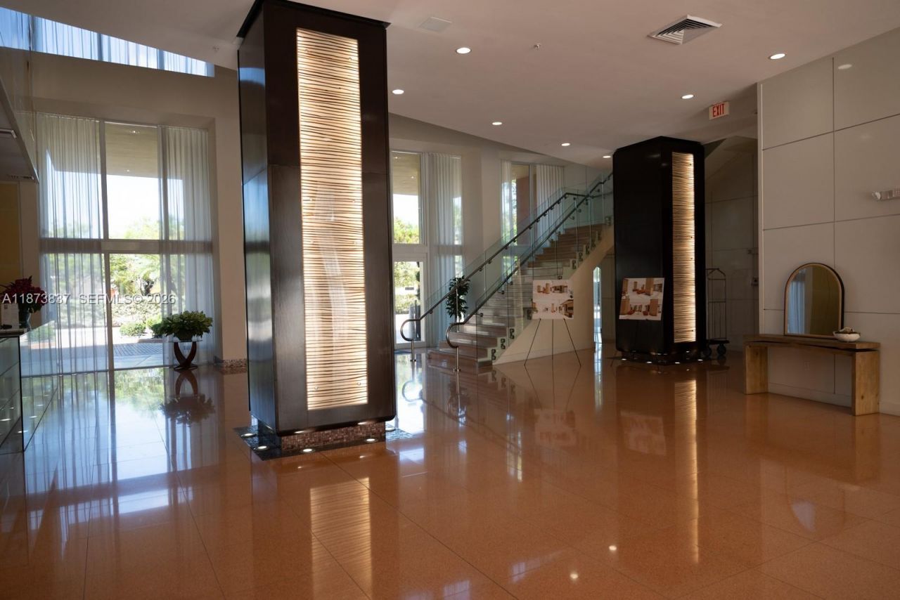 2775 NE 187th St, Unit PH24, Aventura, FL 33180 Photo