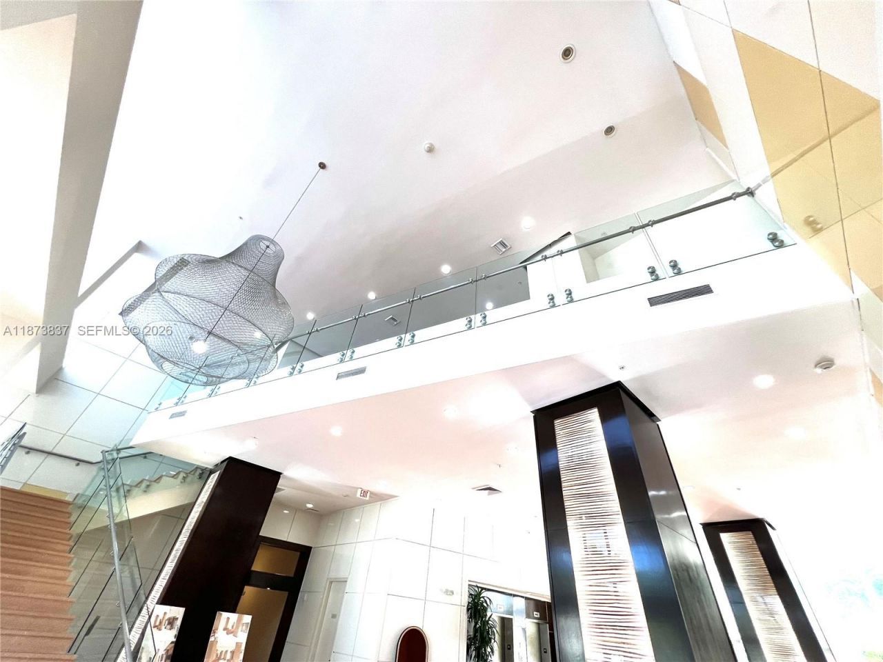 2775 NE 187th St, Unit PH24, Aventura, FL 33180 Photo