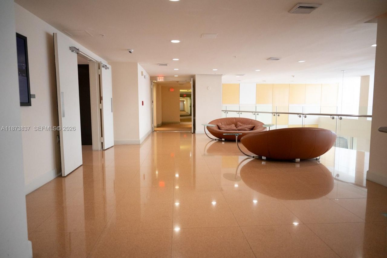 2775 NE 187th St, Unit PH24, Aventura, FL 33180 Photo