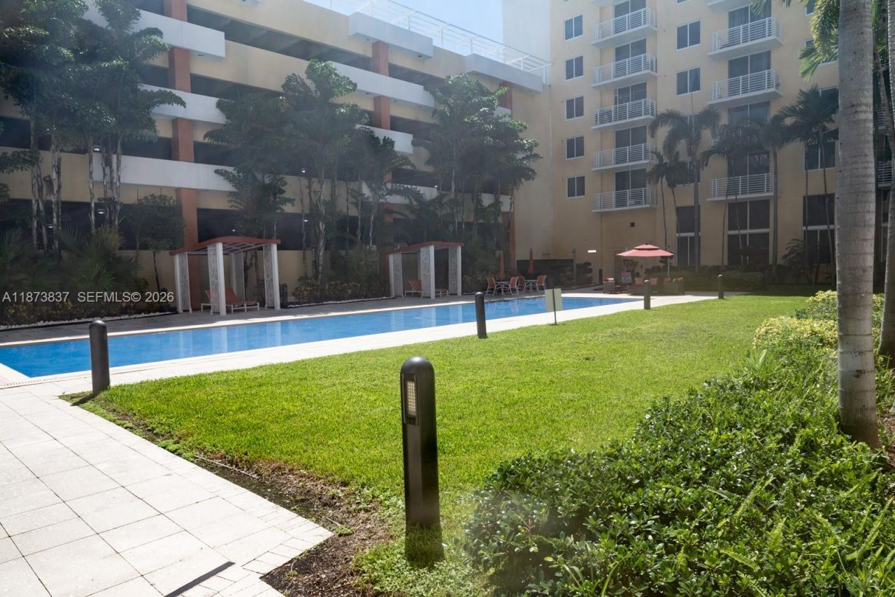 2775 NE 187th St, Unit PH24, Aventura, FL 33180 Photo