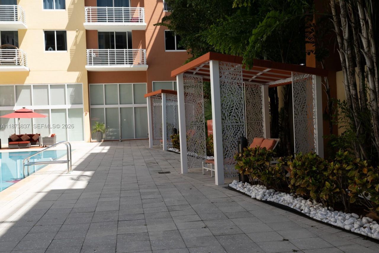 2775 NE 187th St, Unit PH24, Aventura, FL 33180 Photo