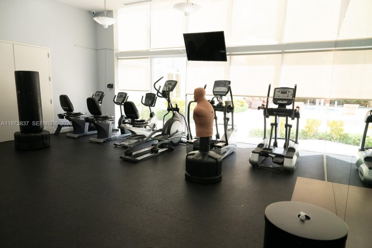 2775 NE 187th St, Unit PH24, Aventura, FL 33180 Photo