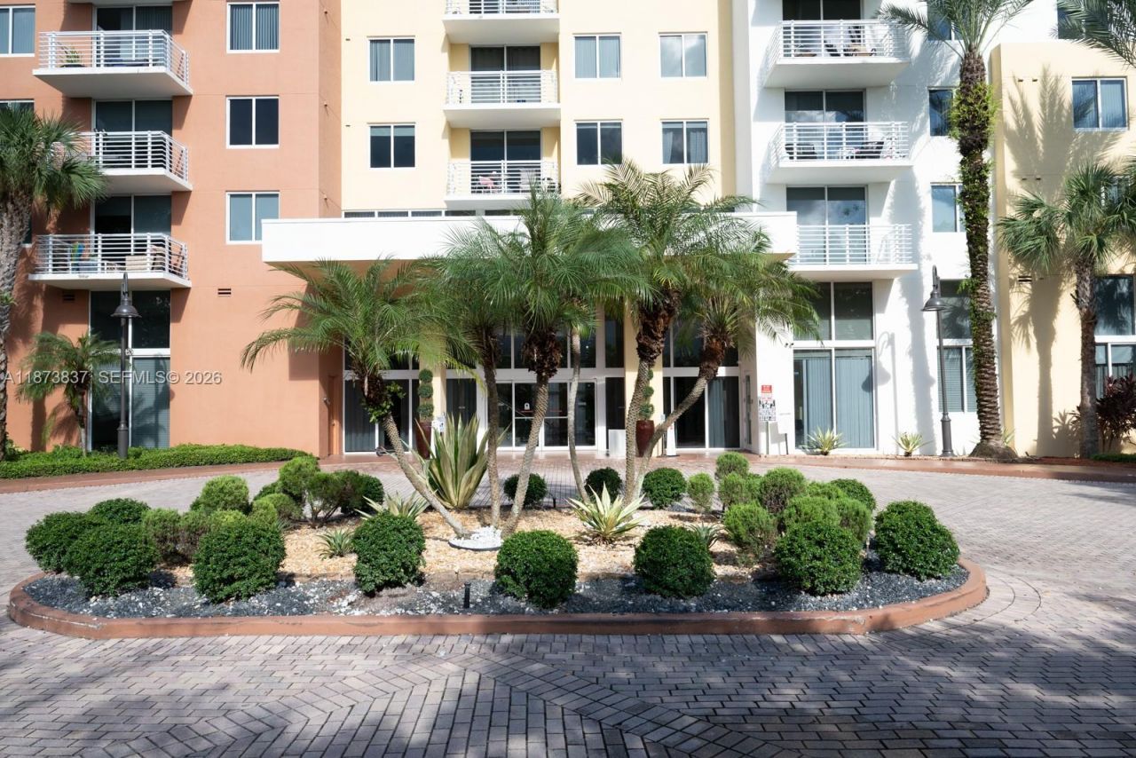 2775 NE 187th St, Unit PH24, Aventura, FL 33180 Photo