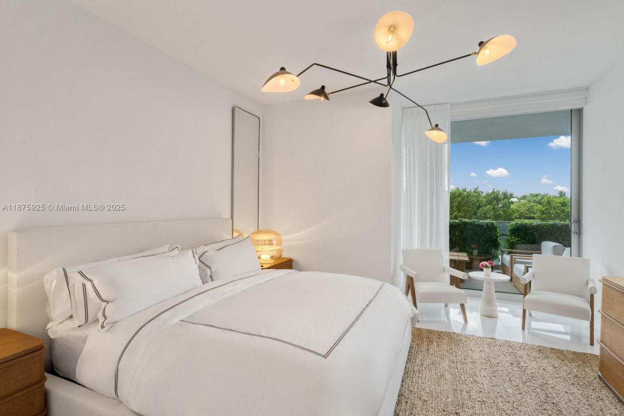 10203 Collins Ave, Unit 204, Bal Harbour, FL 33154 Photo