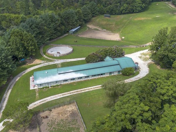 9195 Springwood RD, Buchanan, VA 24066