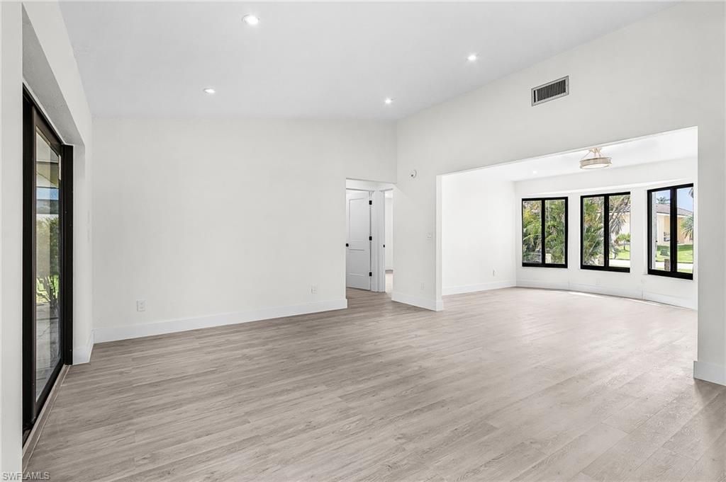 1721 SE 44th St , Cape Coral, FL 33904 Photo