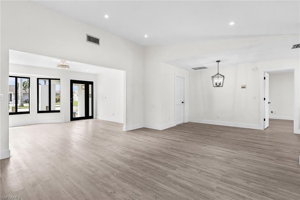 1721 SE 44th St , Cape Coral, FL 33904 Photo