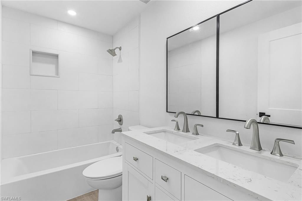 1721 SE 44th St , Cape Coral, FL 33904 Photo