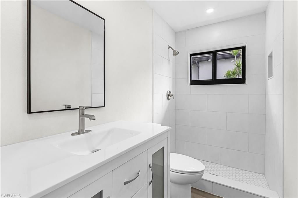 1721 SE 44th St , Cape Coral, FL 33904 Photo