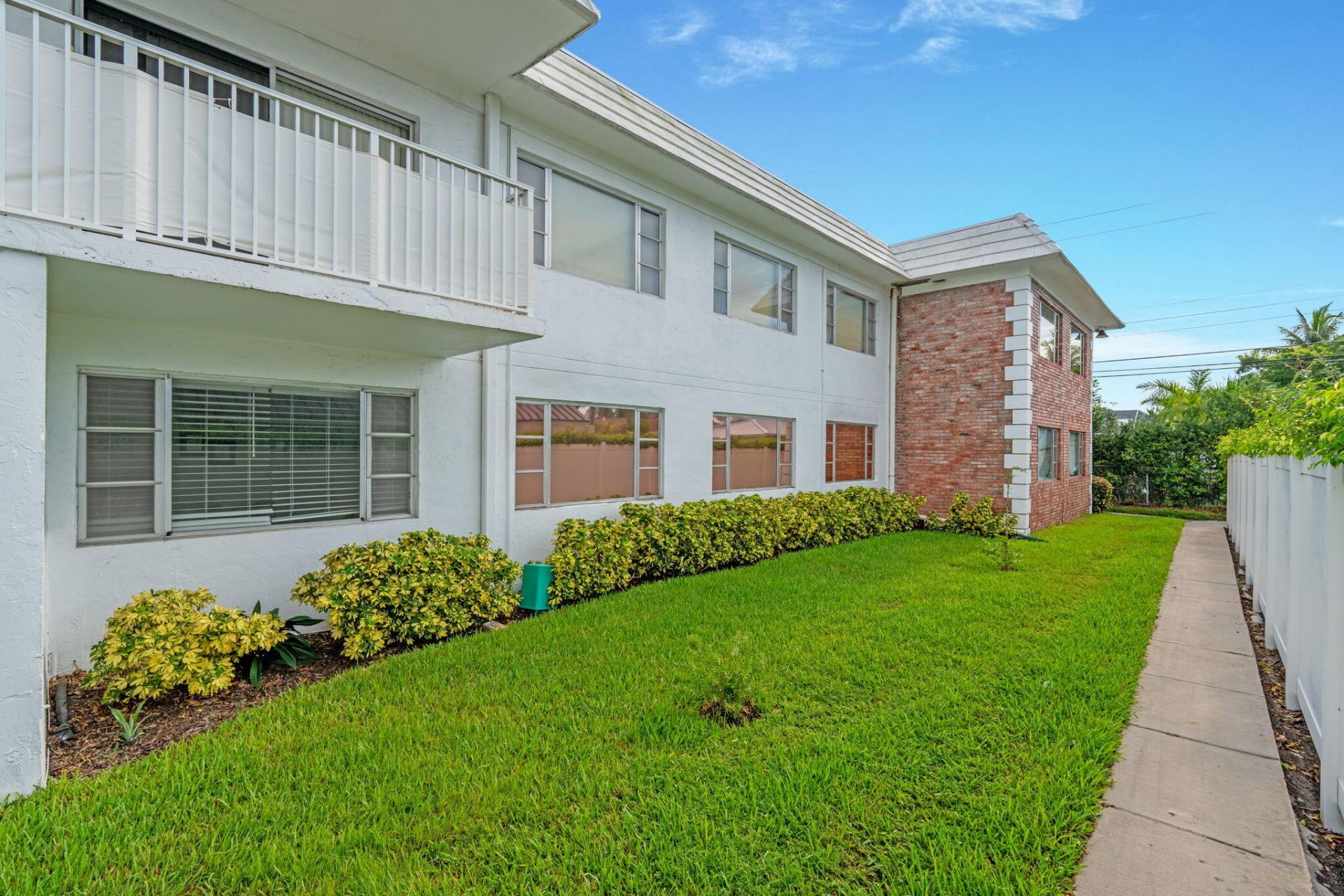 418 S Cypress Road, Unit 128, Pompano Beach, FL 33060 Photo