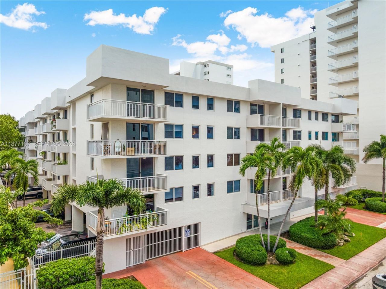 1665 Bay Rd, Unit 521, Miami Beach, FL 33139 Photo