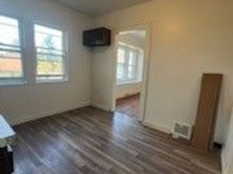 11222 Revere Avenue, Cleveland, OH 44105 Photo 13