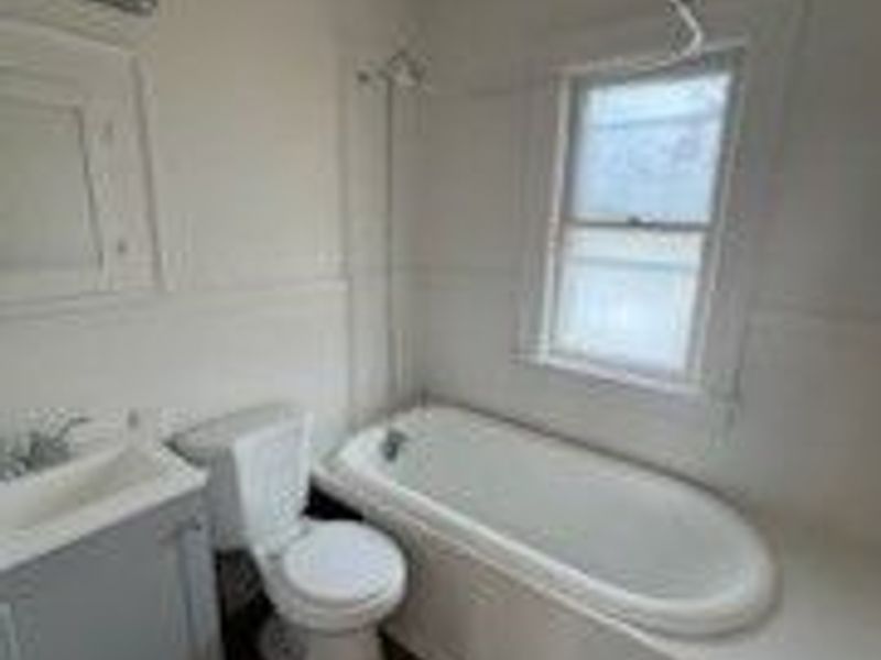 11222 Revere Avenue, Cleveland, OH 44105 Photo 18