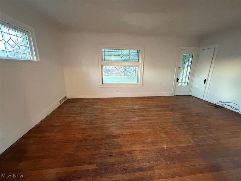 11222 Revere Avenue, Cleveland, OH 44105 Photo 19