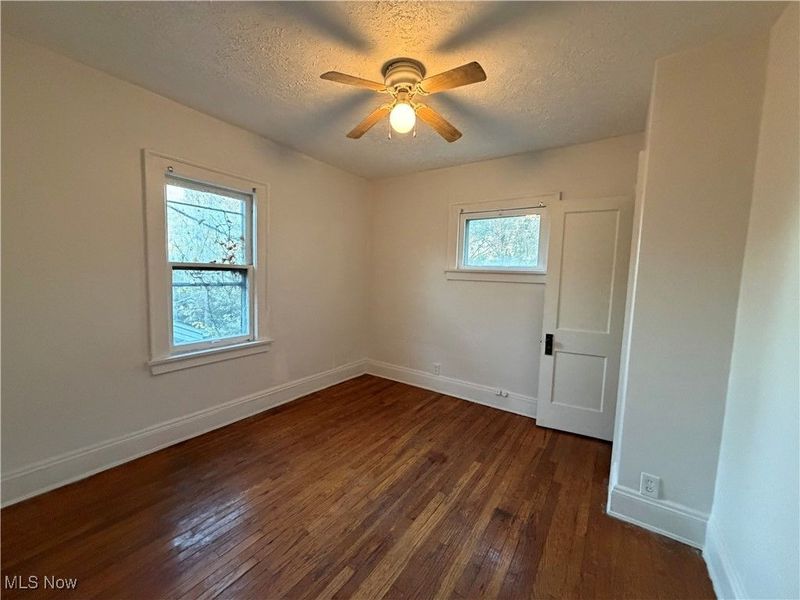 11222 Revere Avenue, Cleveland, OH 44105 Photo 27