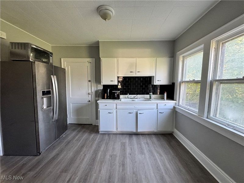 11222 Revere Avenue, Cleveland, OH 44105 Photo 8