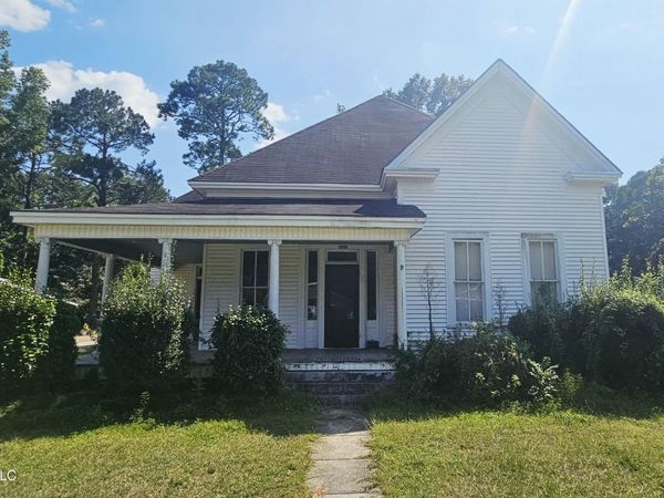 710 Church Street, Columbia, MS 39429