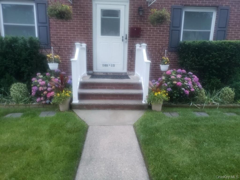 146-15 243rd Street, Rosedale, NY 11422 Main Photo