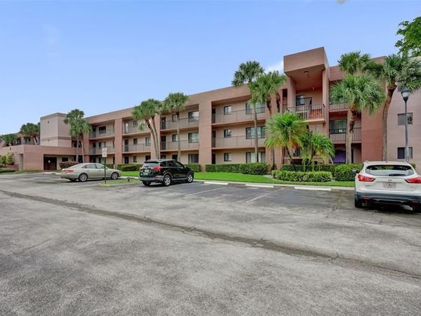 7432 Ashmont Circle, Unit 208, Tamarac, FL 33321