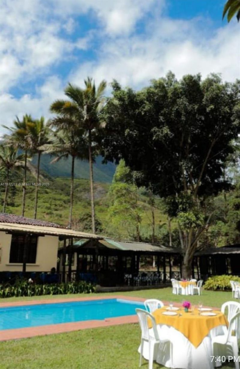 Hotel Avenue, , FL 00000 Photo