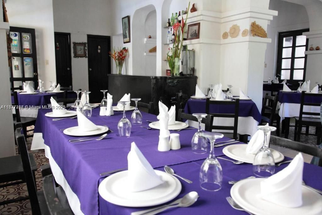 Hotel Avenue, , FL 00000 Photo