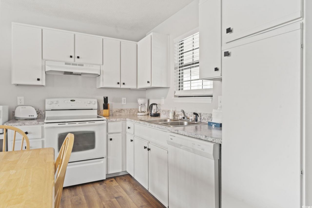 609 B 3rd Ave. S Photo 6