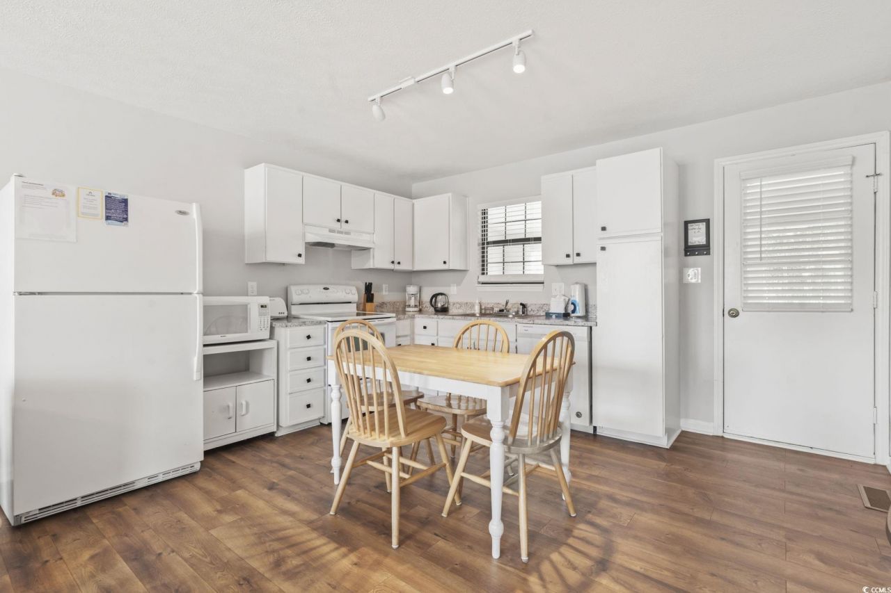 609 B 3rd Ave. S Photo 8