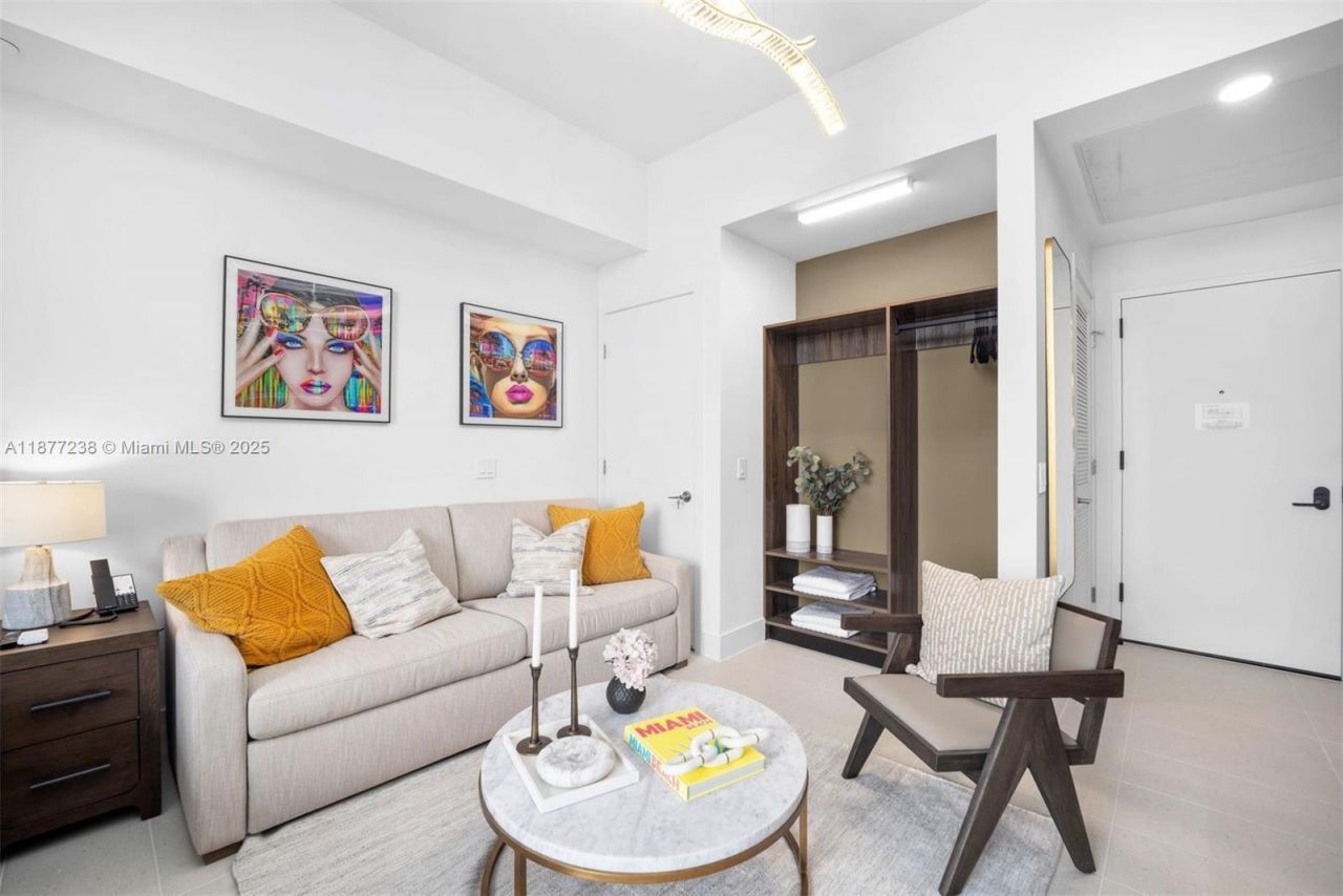 159 NE 6th St, Unit 5112, Miami, FL 33132 Photo