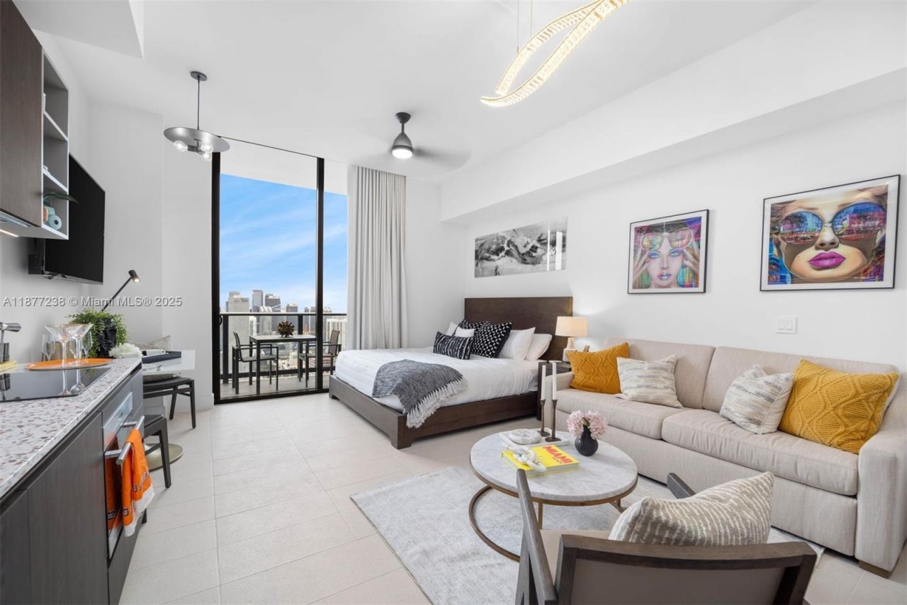 159 NE 6th St, Unit 5112, Miami, FL 33132 Photo